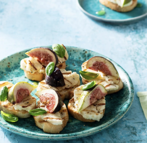Grilled Halloumi Cheese and Fig Crostini
