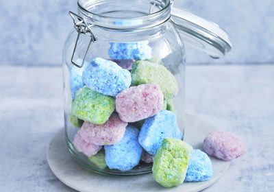 DIY bath bombs