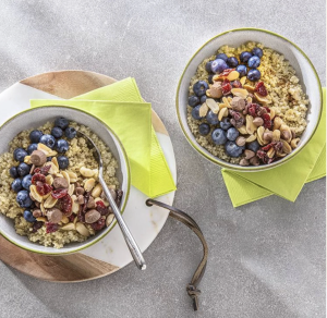 Quinoa Breakfast Bowl