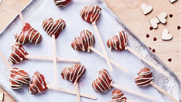Chocolate-Covered Strawberry Hearts Chocolate-Covered Strawberry Hearts