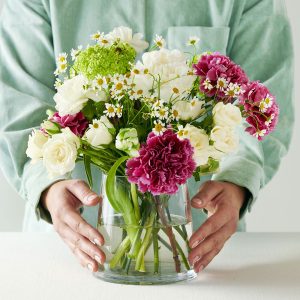 Simple Ways to Get More Life Out Your Flowers