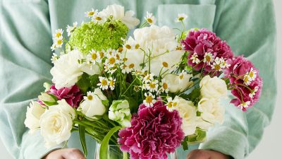 Simple Ways to Get More Life Out Your Flowers