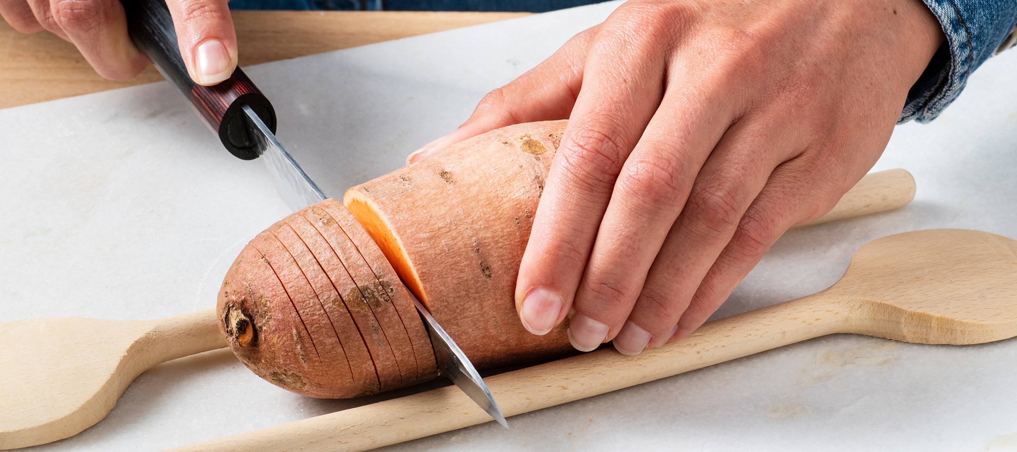 How to cut a Hasselback Potato