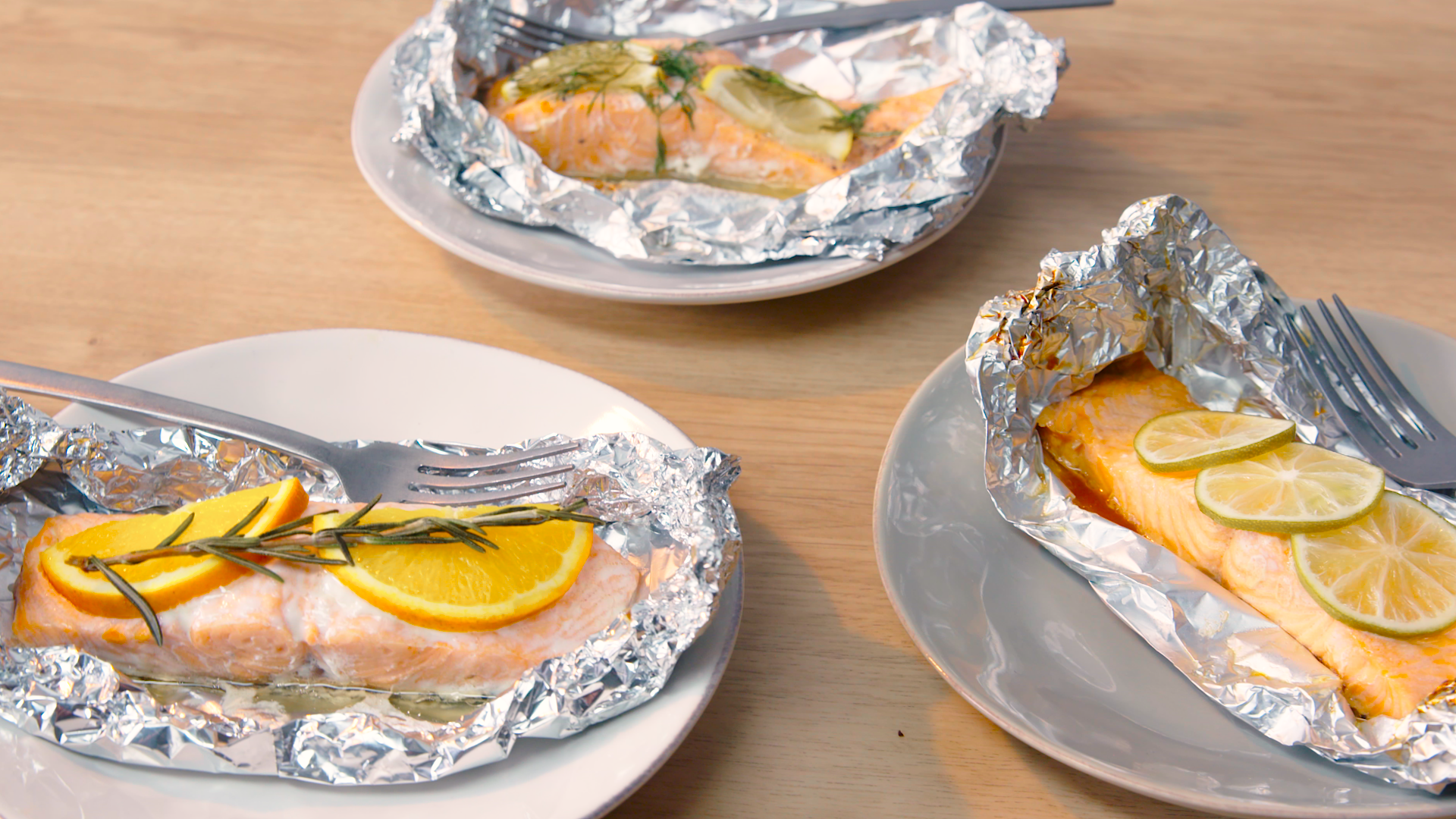 How to Cook Salmon in a Foil Packet Savory