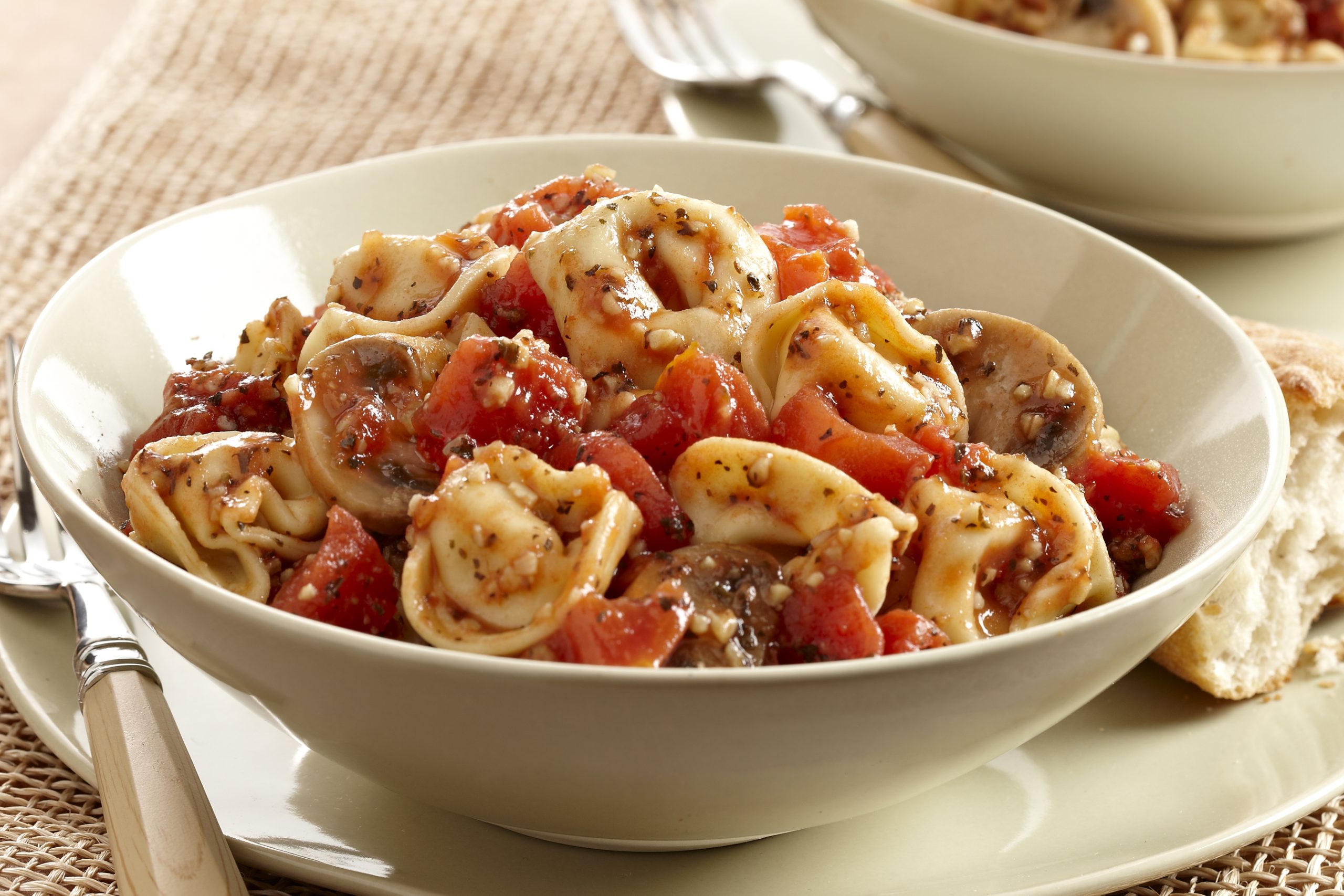 McCormick Basil & Garlic Tortellini | Savory
