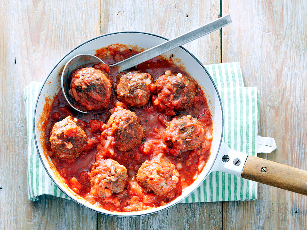 Meatballs in Tomato Sauce | Savory