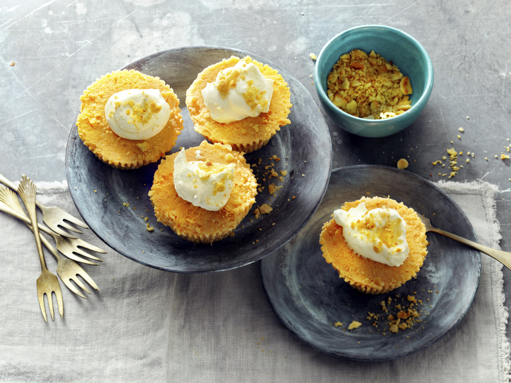 No-Bake Mini Pumpkin Cheesecakes | Savory