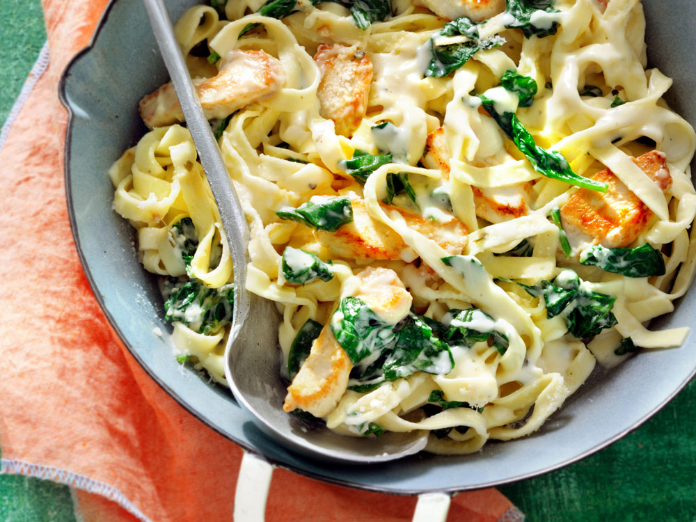 Simple Chicken Florentine Alfredo With Fettuccine Savory