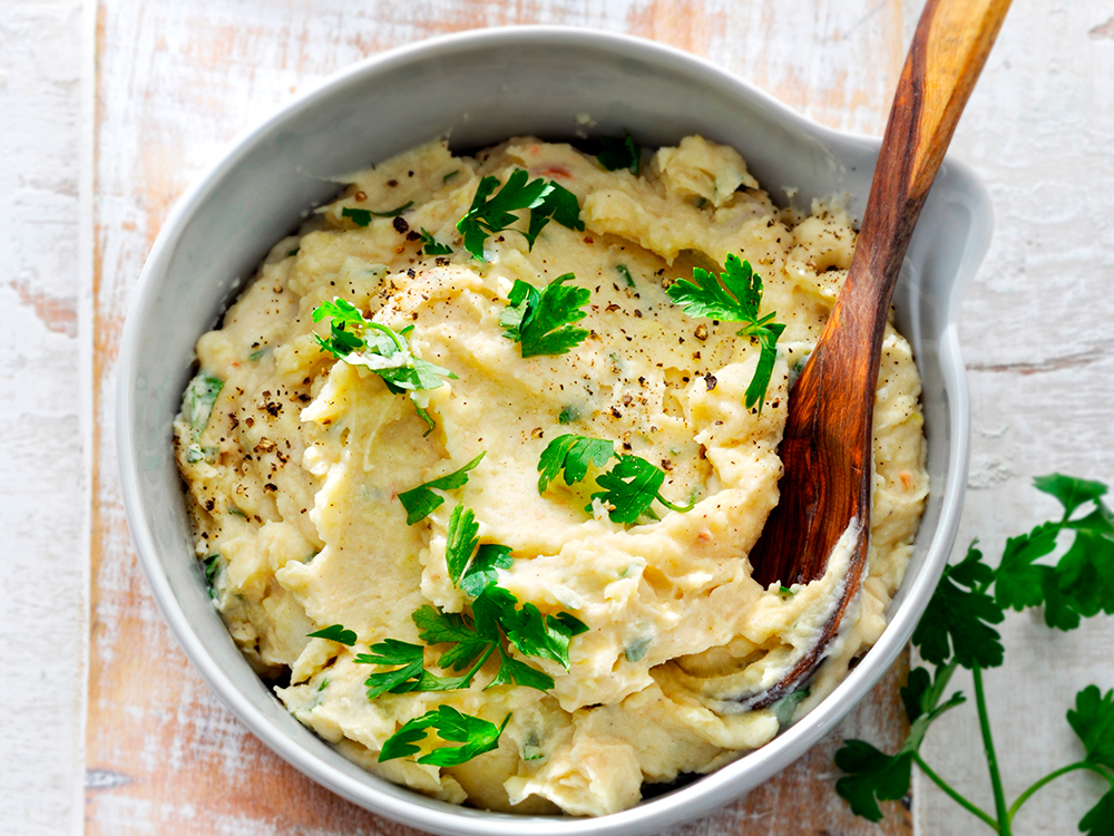 Garlic Alfredo Mashed Potatoes | Savory