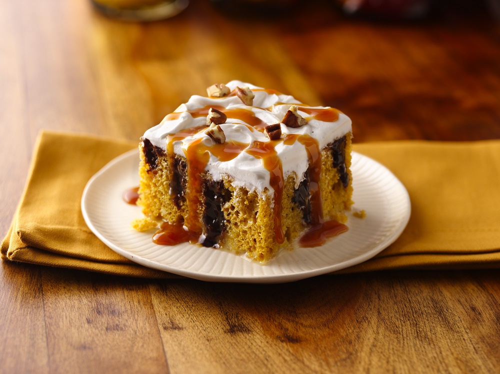 Kraft Caramel-Drizzled Pumpkin Poke Cake | Savory