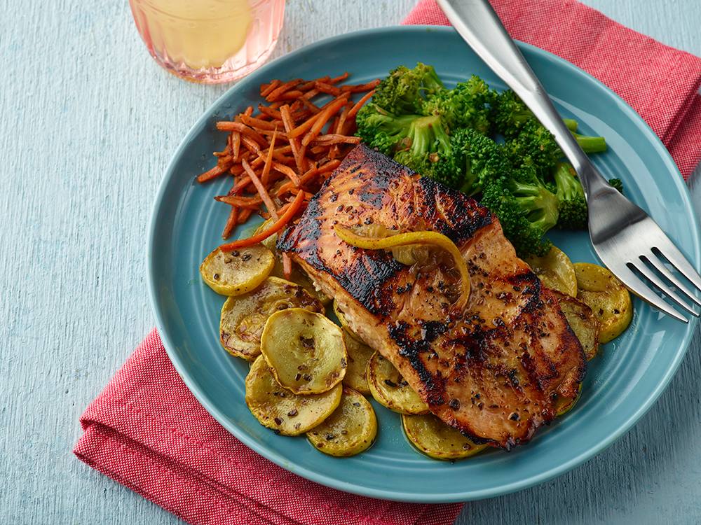 Honey Citrus Glazed Salmon and Yellow Squash | Savory