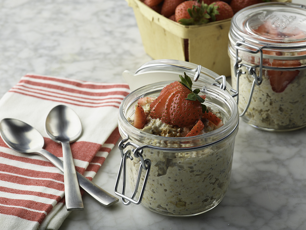 Very Berry Overnight Oats | Savory