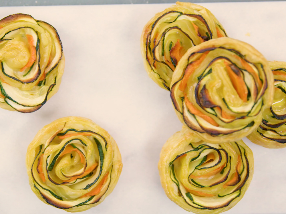 Zucchini-Carrot Puff Pastry Roses | Savory