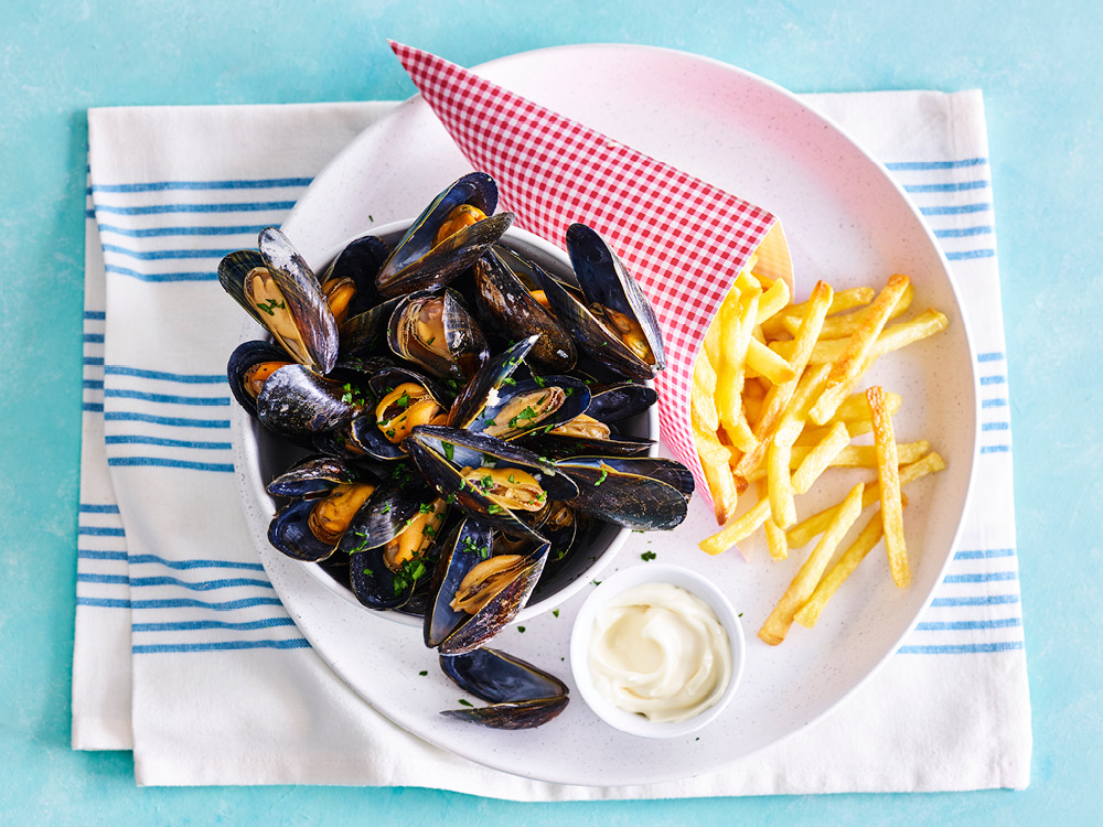 Mussels and Fries Savory