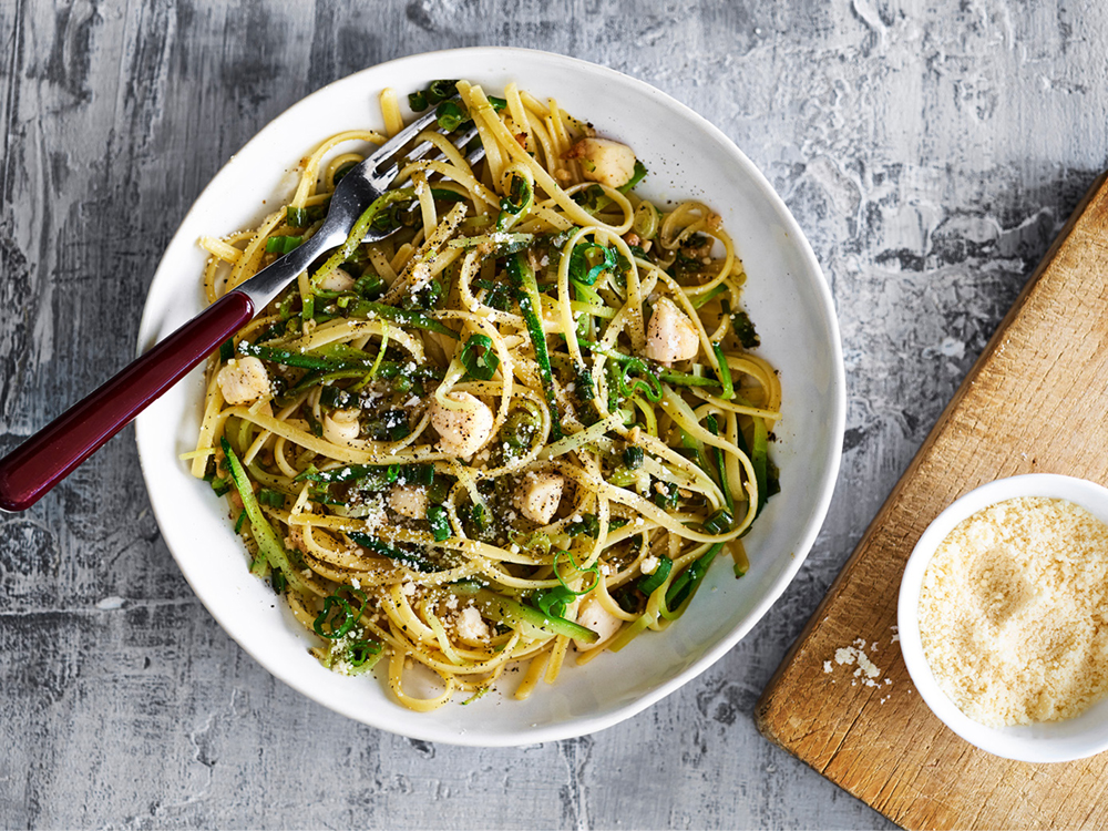 Linguine with Bay Scallops and Lemon Savory