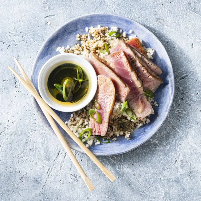 Seared Tuna with Lime Dipping Sauce