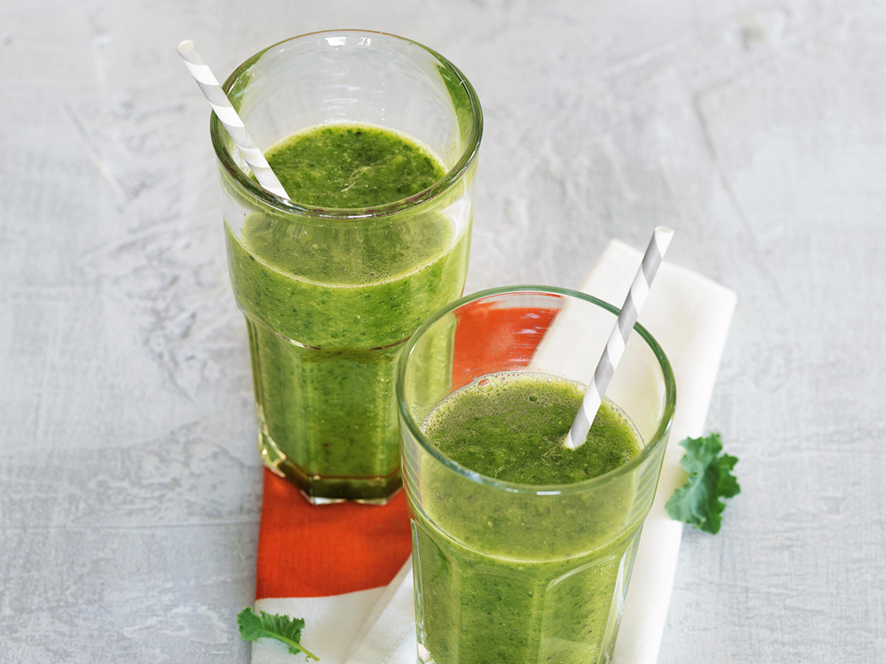 Green Smoothie with Pineapple | Savory