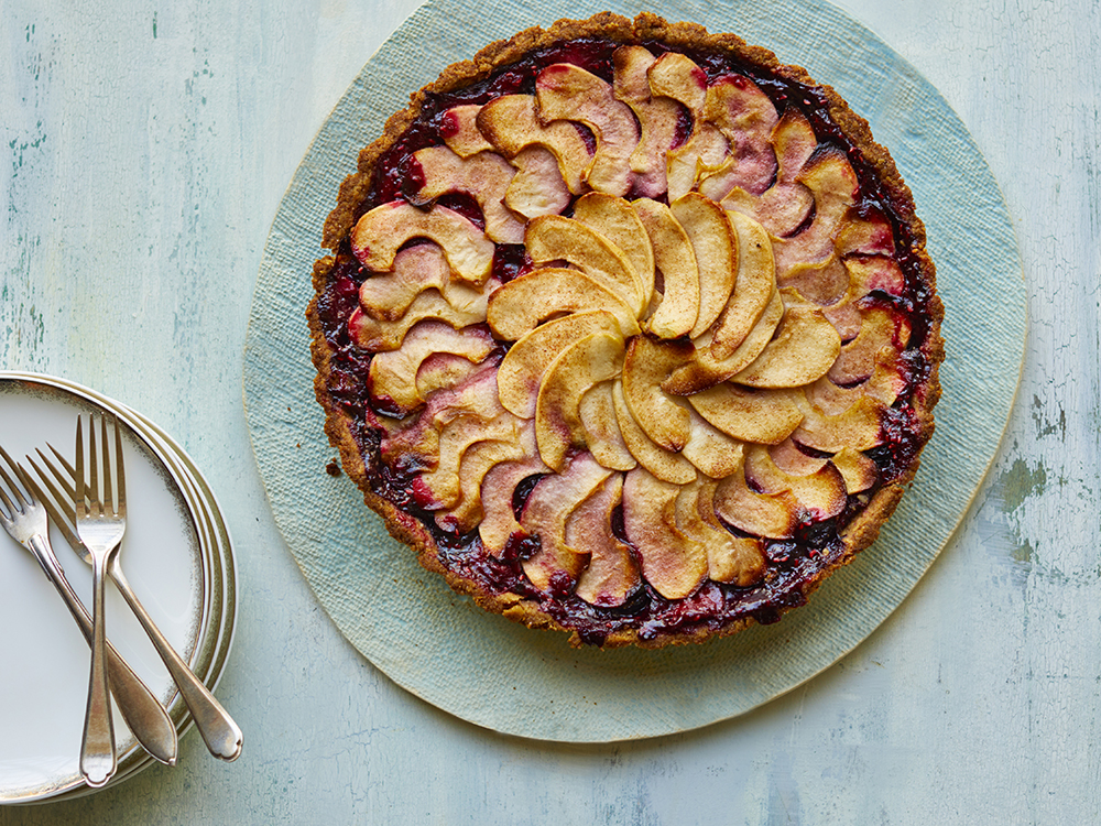 Apple-Berry Tart with Cinnamon-Walnut Crust | Savory