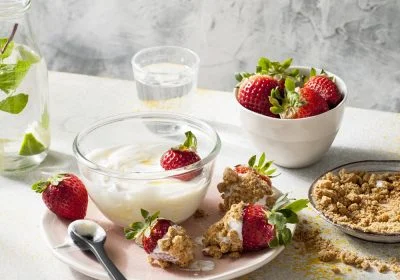 Cheesecake-Dipped Strawberries