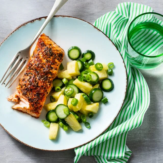 Salmon with Spicy Pineapple Salad