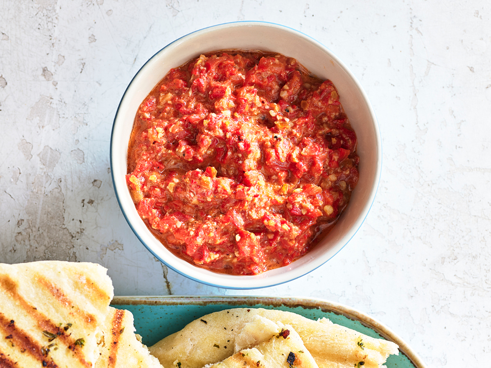 Roasted Red Pepper-Walnut Dip | Savory