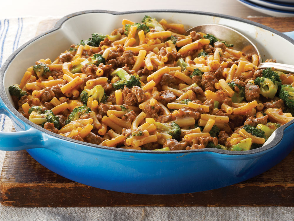 25-Minute Chili-Cheeseburger Skillet | Savory