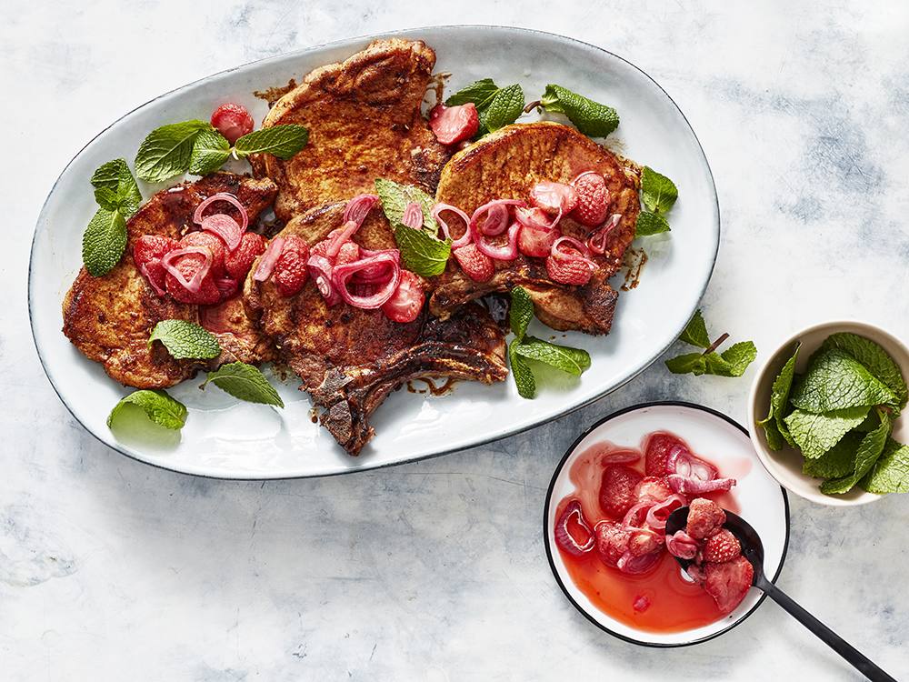 Pork Chops with Roasted Strawberries Savory