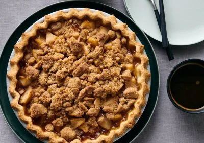 Pear Pie with Streusel Topping