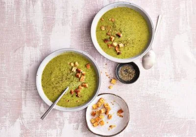 Broccoli Soup with Croutons