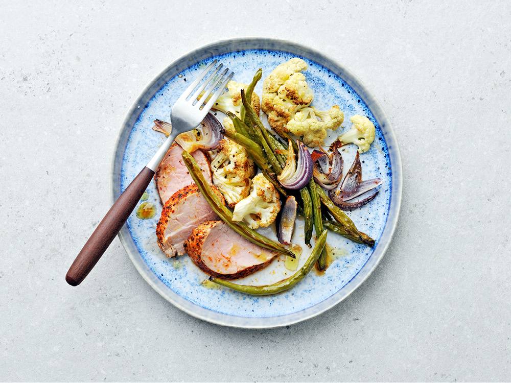 BBQ-Rubbed Pork Tenderloin with Cauliflower and Green Beans | Savory