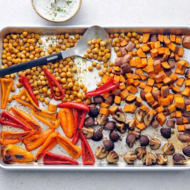 Roasted Spiced Chickpeas with Veggies