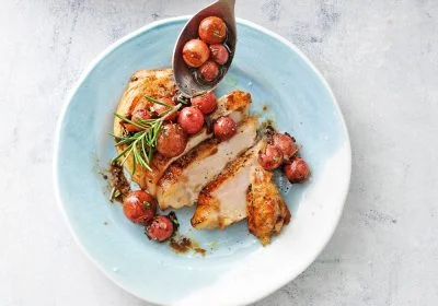 Skillet-Roasted Pork Chops with Grapes and Rosemary