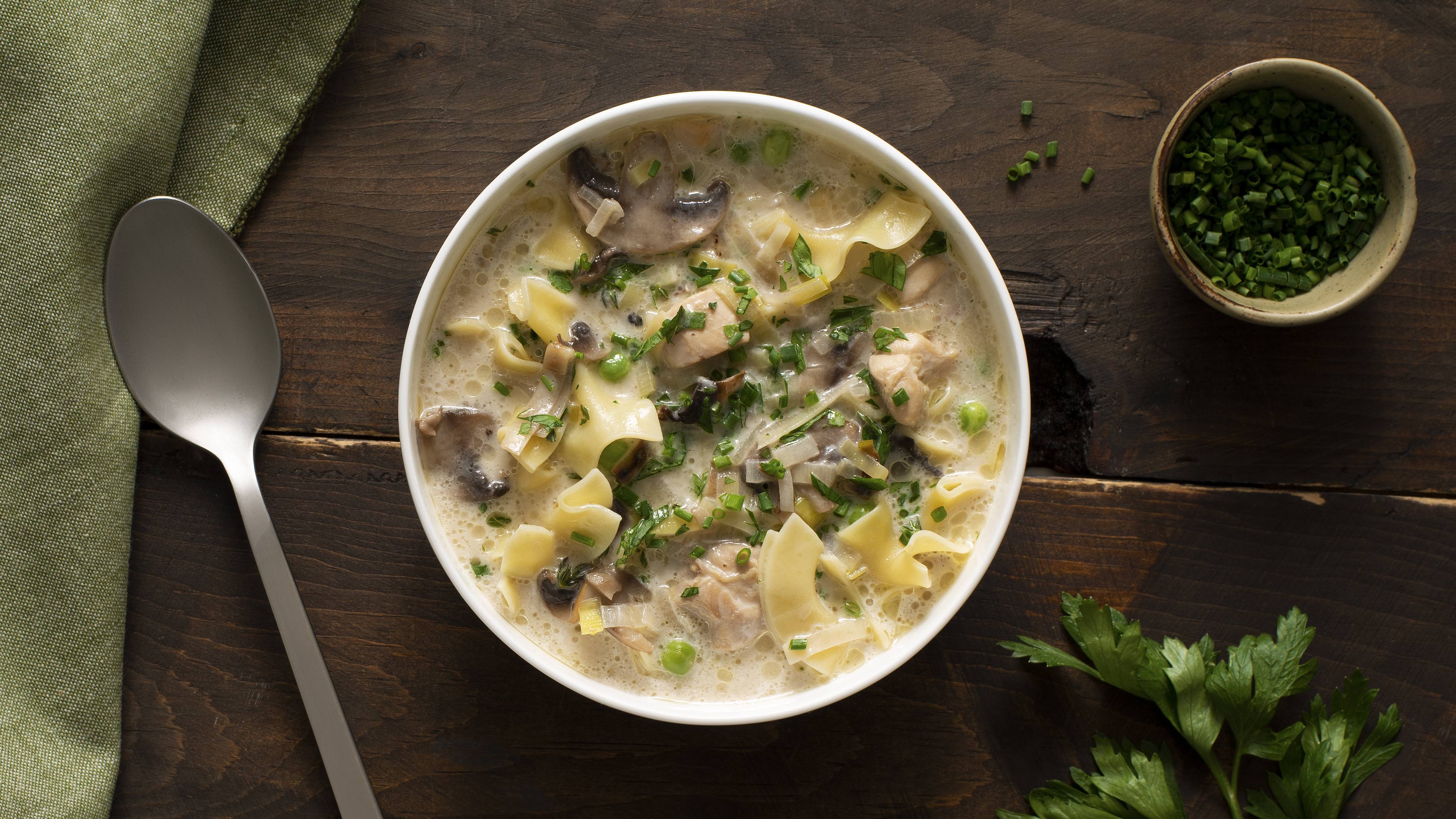 https://www.savoryonline.com/app/uploads/recipes/214646/creamy-chicken-and-mushroom-noodle-soup.jpg