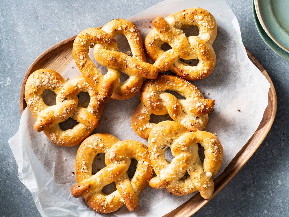 Cheesy Garlic Bread Soft Pretzels Savory
