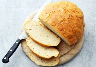 Homemade No-Knead Slow Cooker Bread