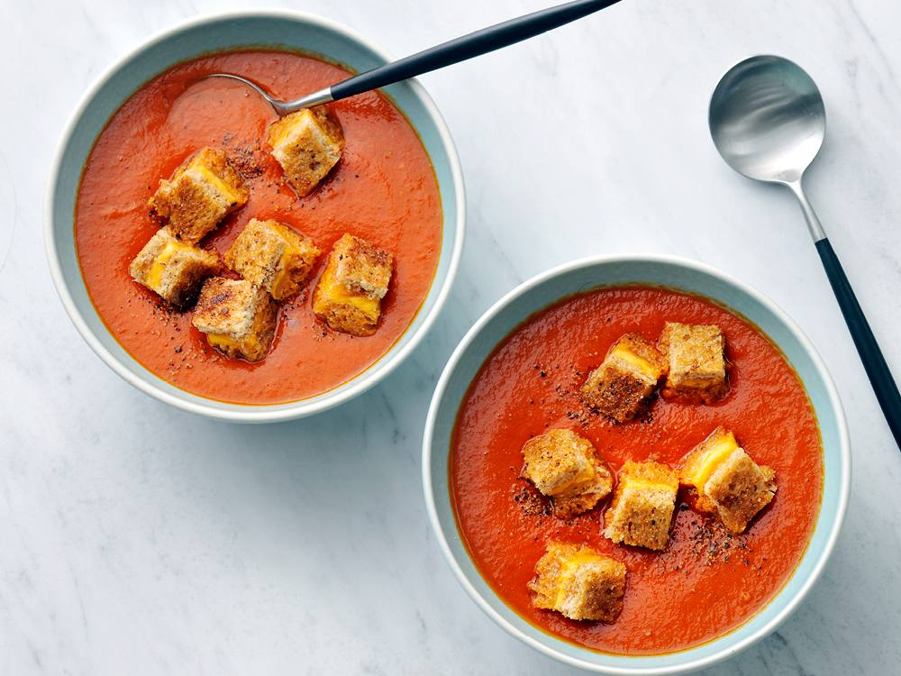 Slow Cooker Tomato Soup with Grilled Cheese Croutons | Savory