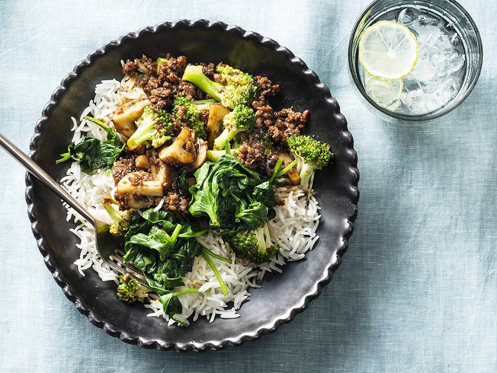 Stir-Fry with Mushrooms and Spinach | Savory