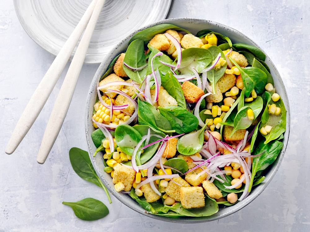 Spinach Salad with Chickpeas | Savory