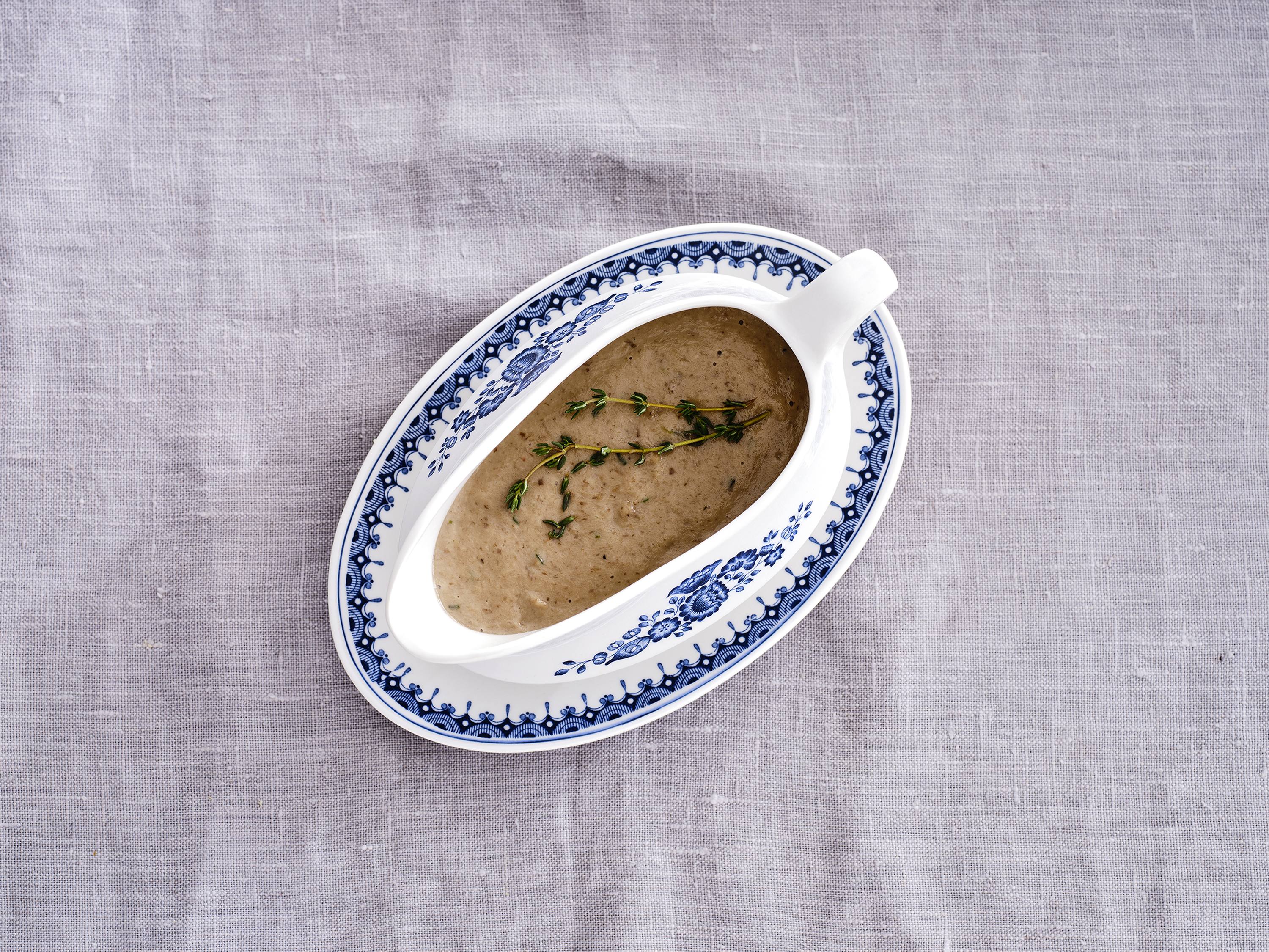 Slow Cooker Vegetarian Mushroom Gravy Savory