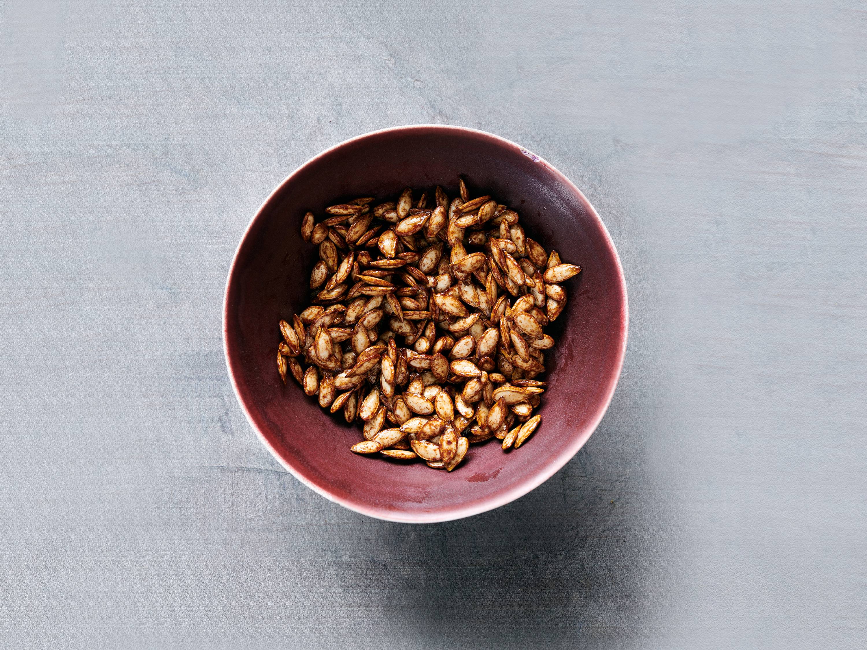 Cinnamon Sugar Roasted Pumpkin Seeds Savory cinnamon-sugar-roasted-pumpkin-seeds-savory