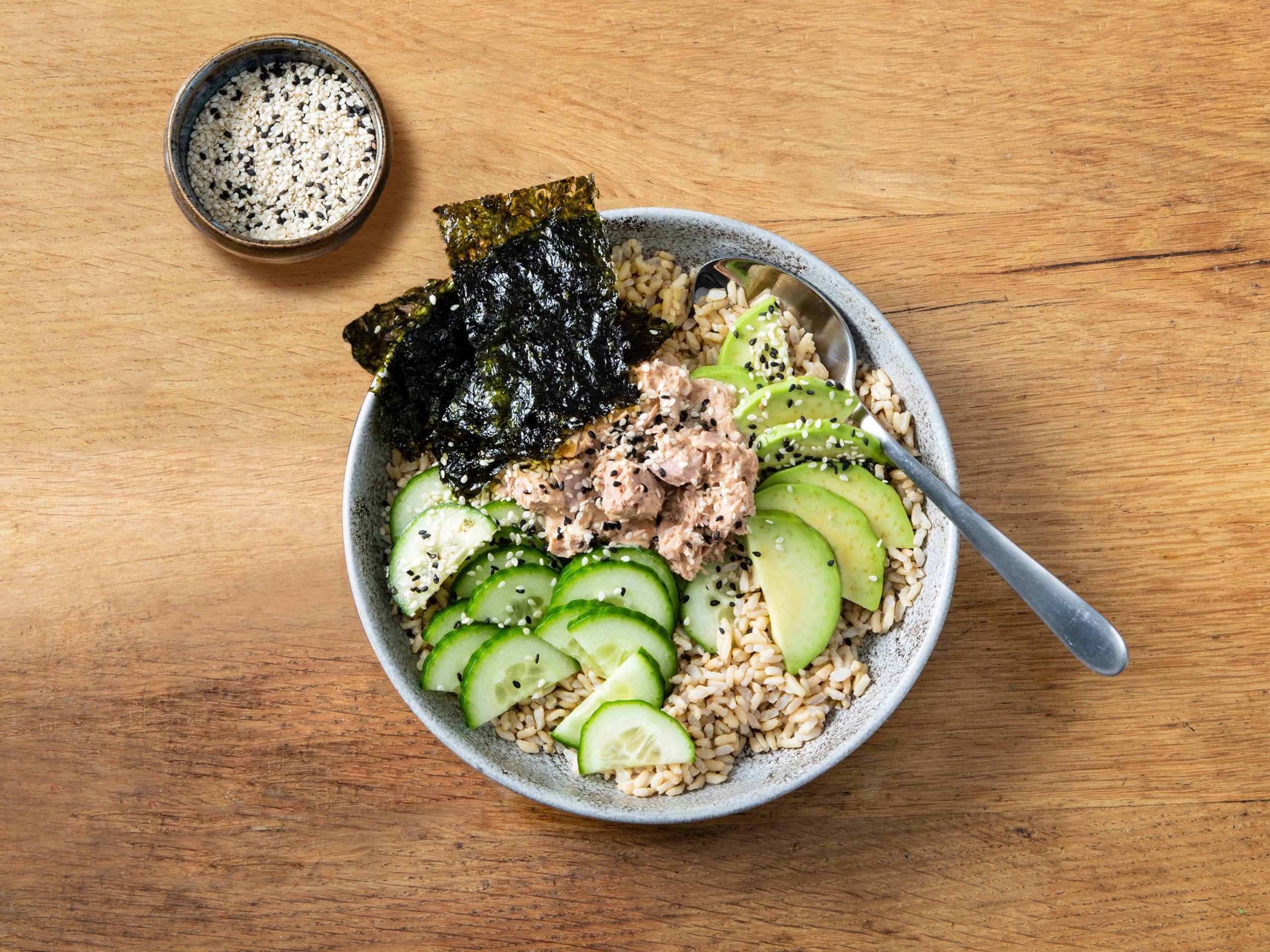 Spicy Tuna Bowls with Brown Rice | Savory