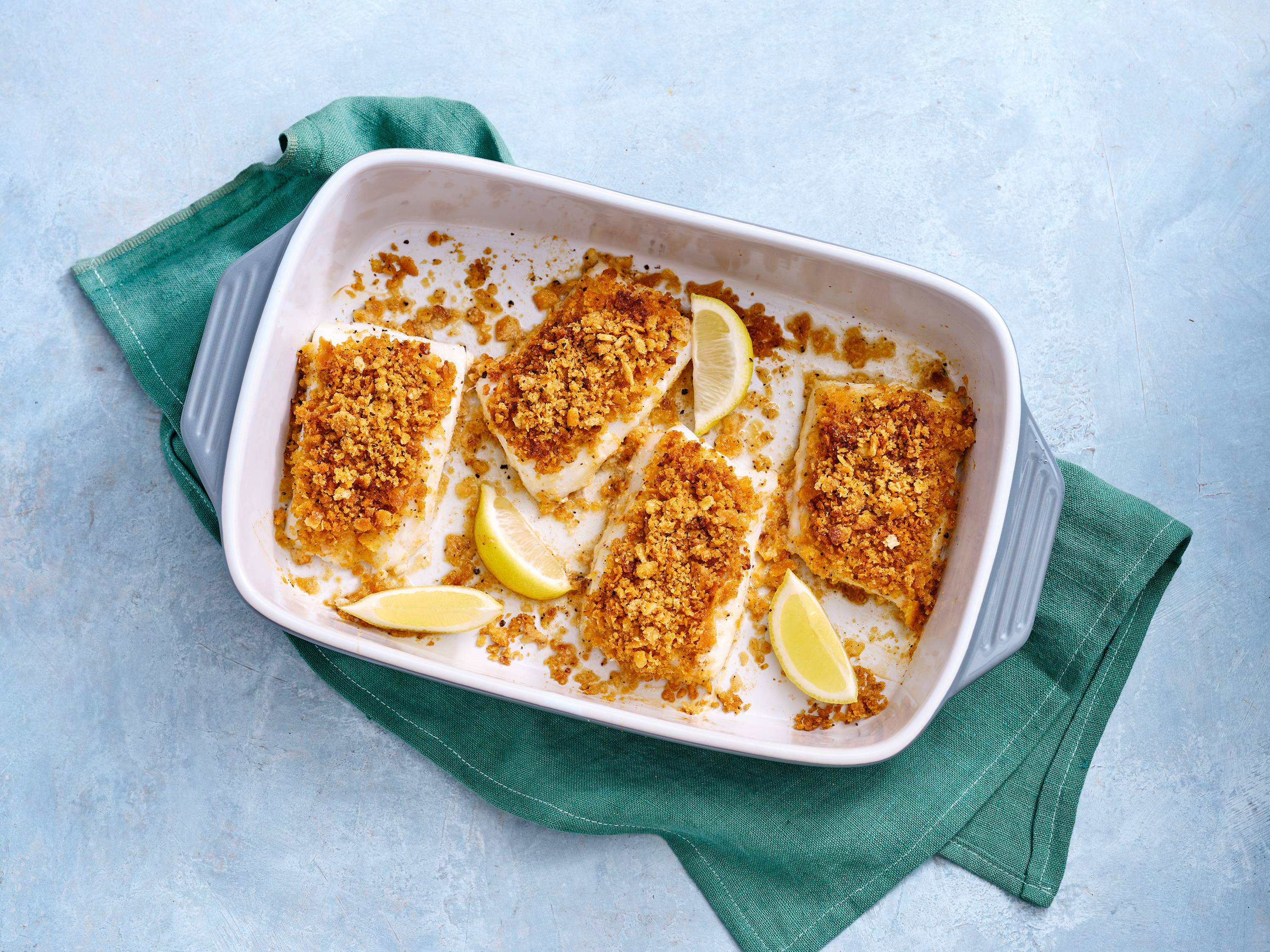 Baked Cod with Cracker Crumb Topping Savory