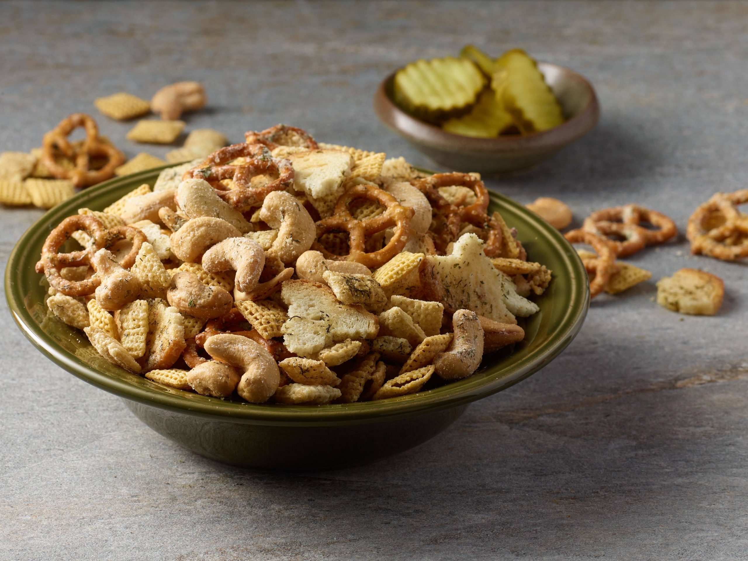 PLANTERS® Dill Pickle Cashew Snack Mix | Savory