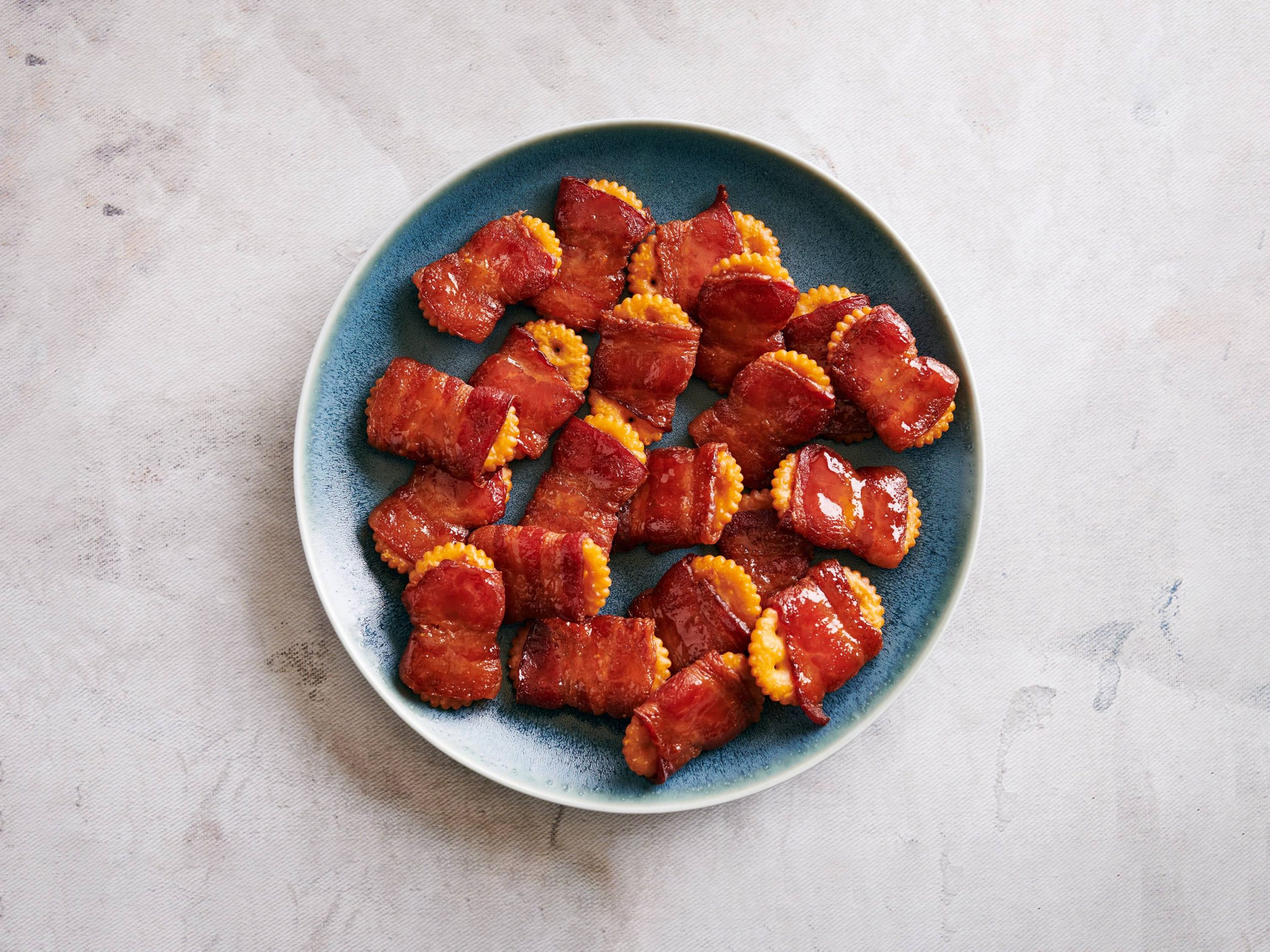 Candied Bacon Crackers | Savory