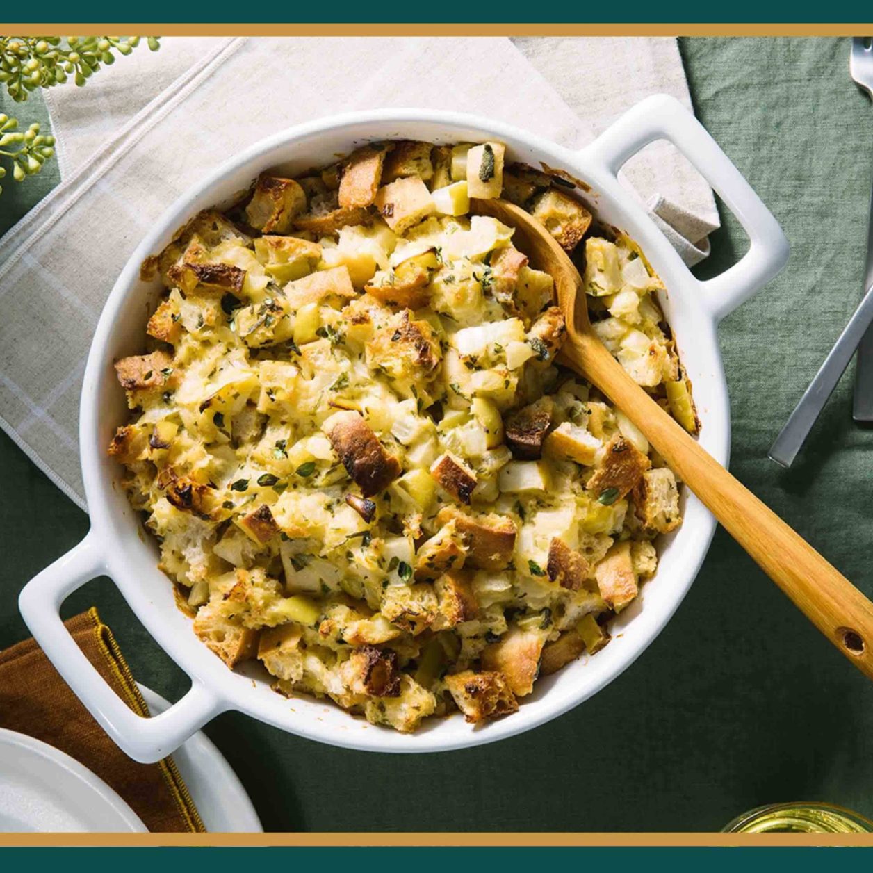 Apple, Fennel & Herb Stuffing Savory