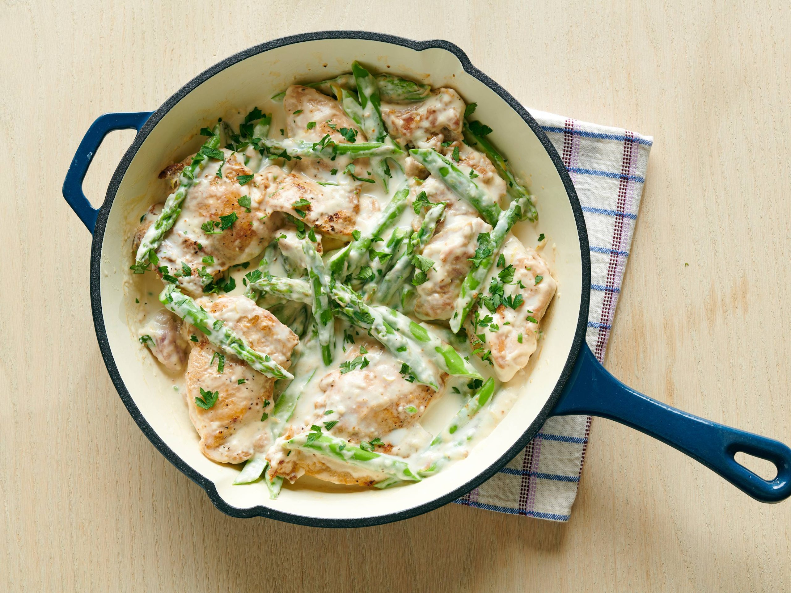 Creamy Chicken with Asparagus | Savory