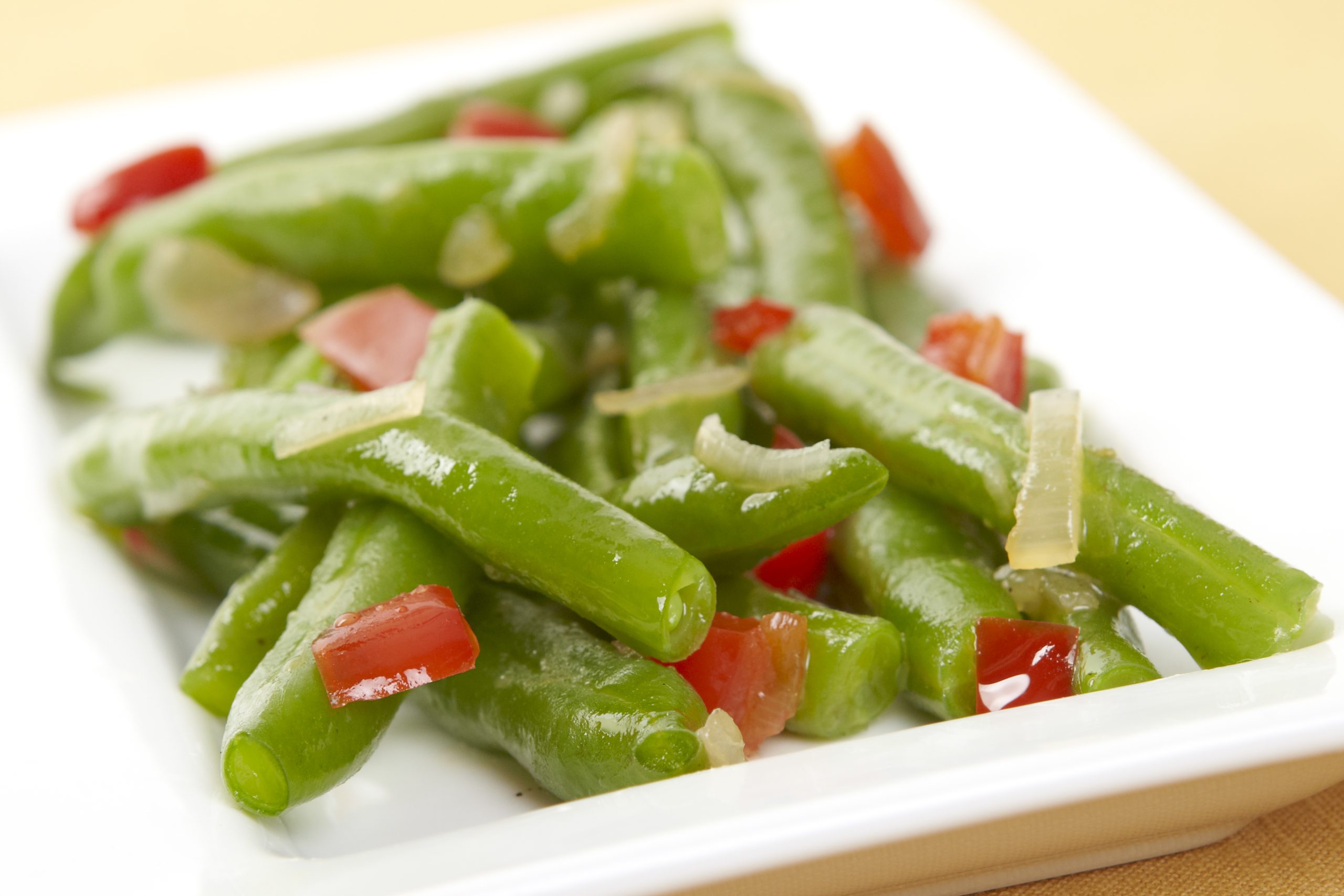 Green Beans with Shallots and Red Peppers | Savory