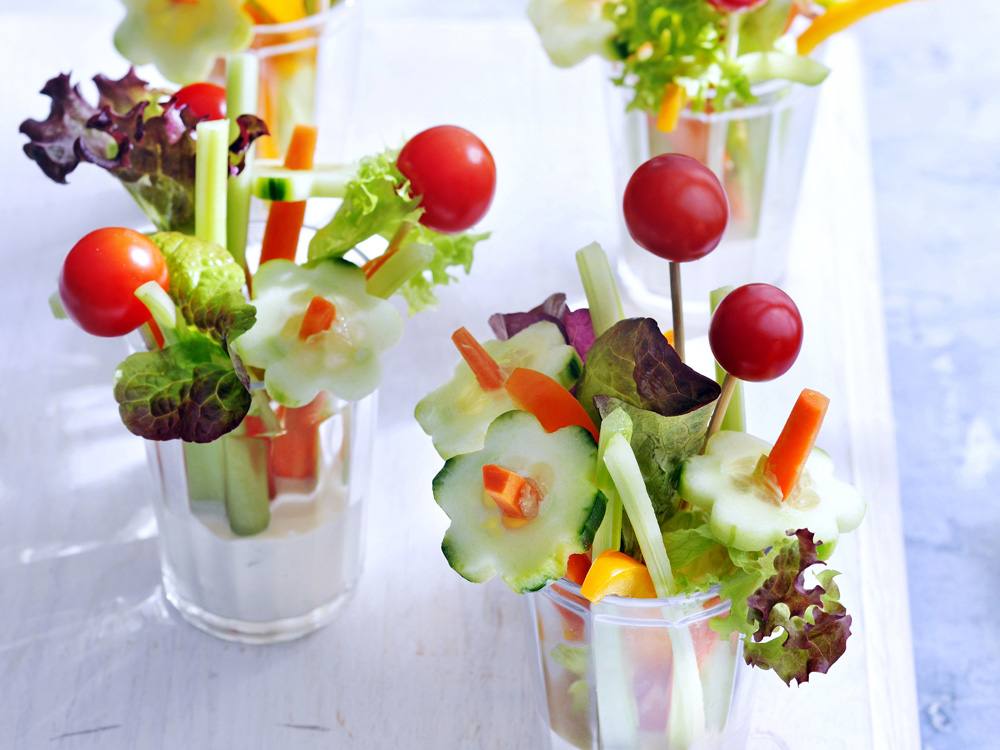 Vegetable Flower Bouquet with Dip Savory