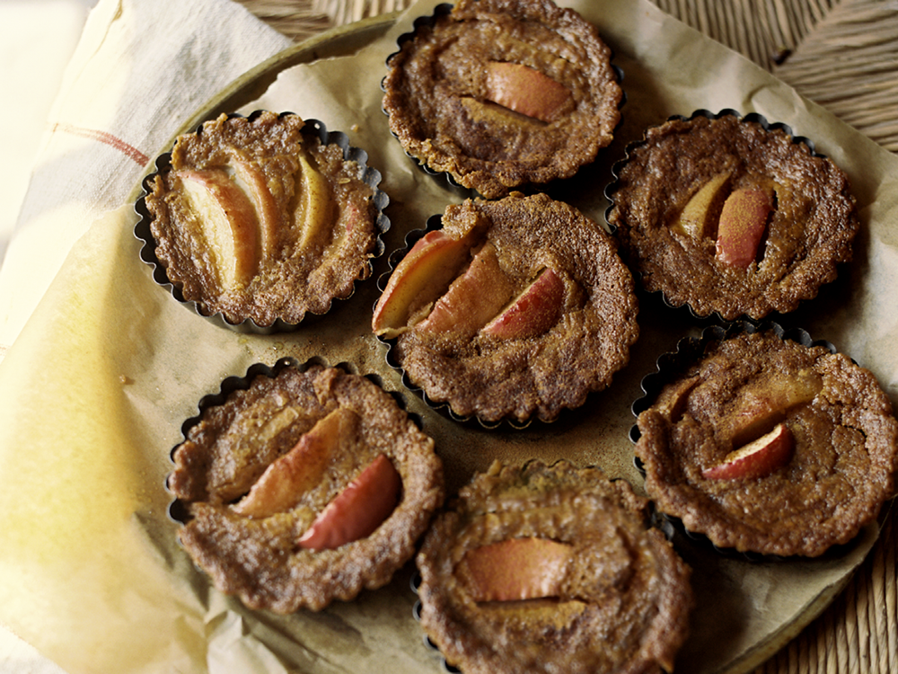 Mini White Chocolate & Apple Cakes | Savory