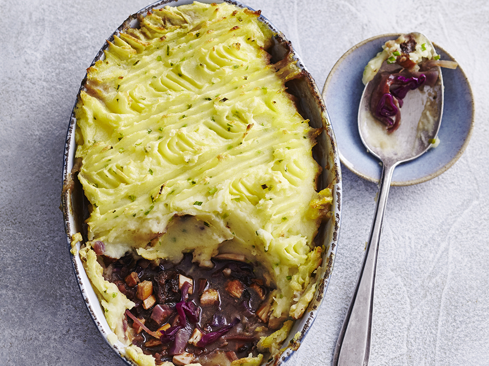 Curried Ham and Red Cabbage Pot Pie Savory